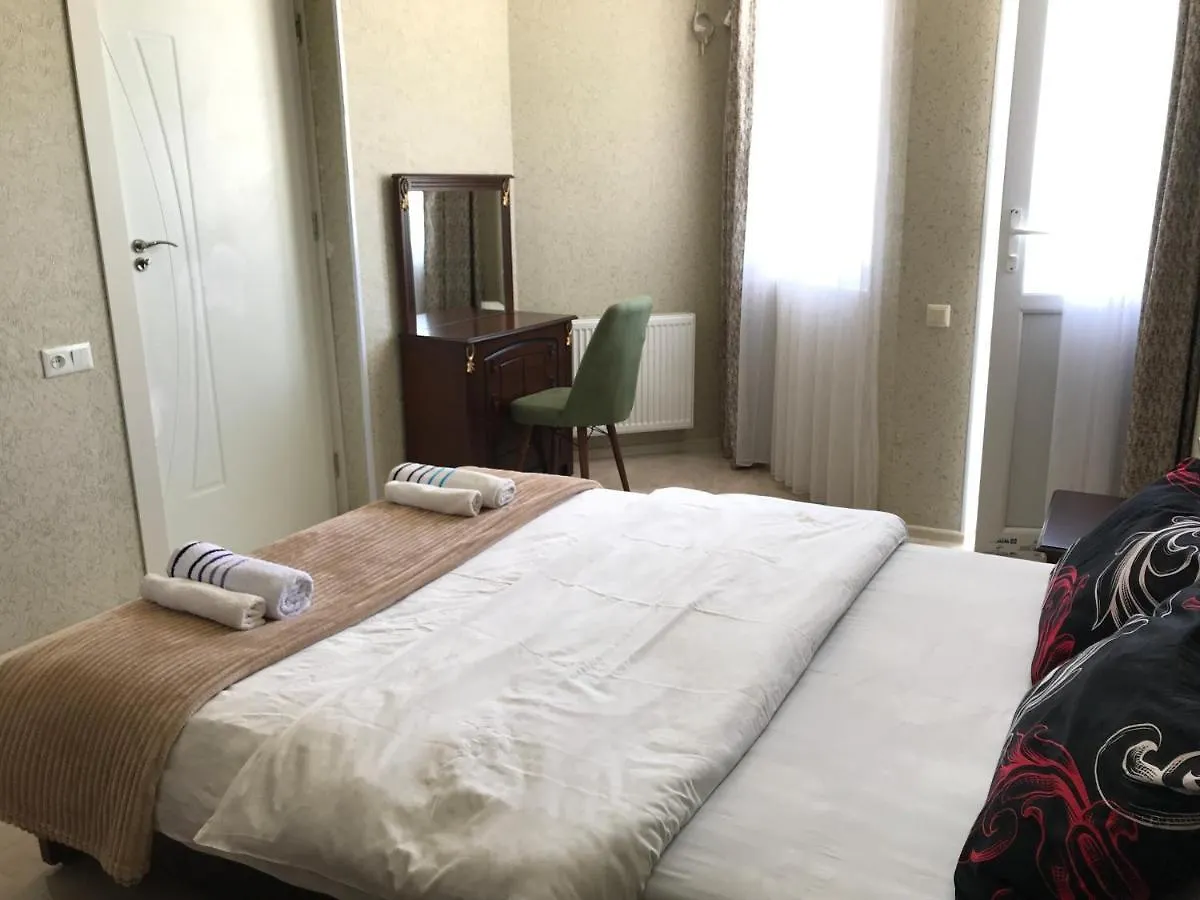 Apartment By The Sea Batumi 0*,
